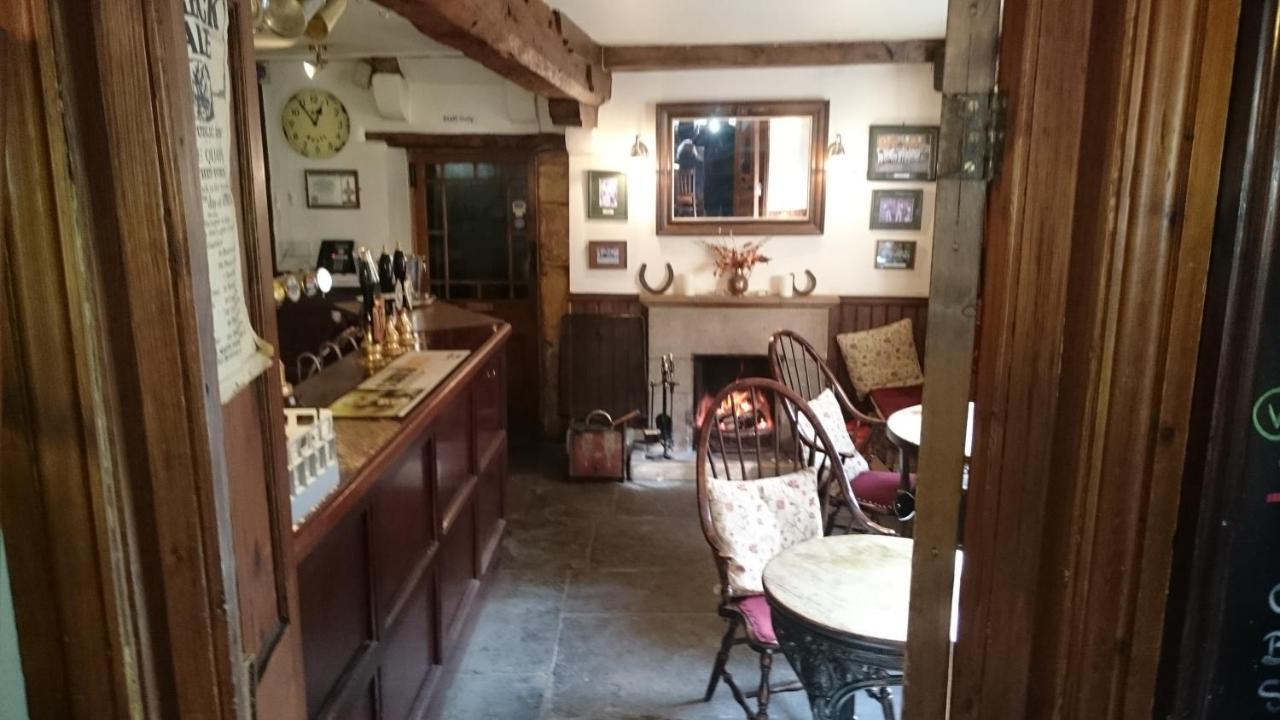 Red Lion Inn Чипинг Камдън Екстериор снимка